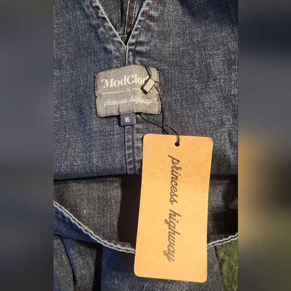 ModCloth x Princess Highway Embroidered Overalls - Picture 10 of 10